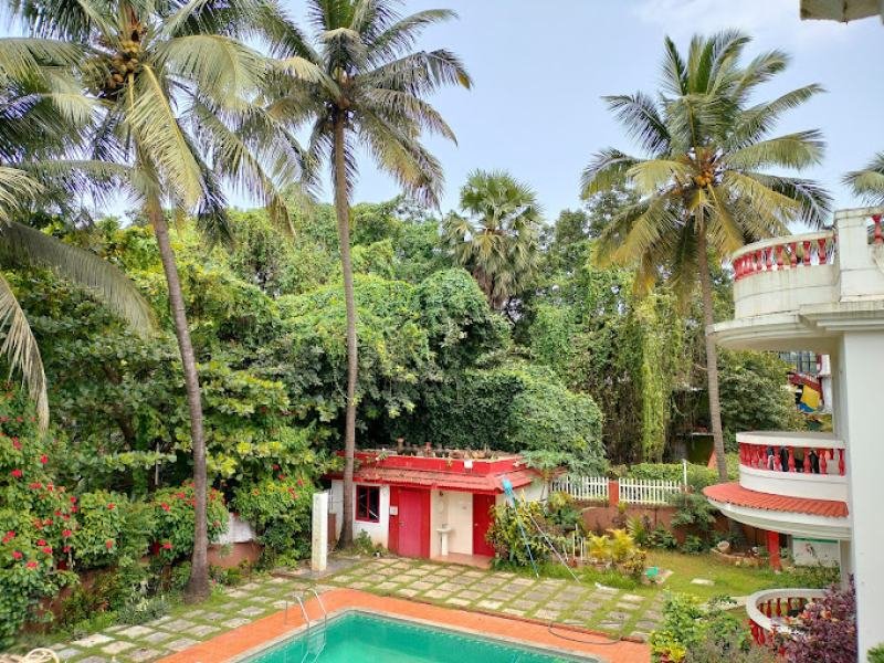 Baga Hideout Resort