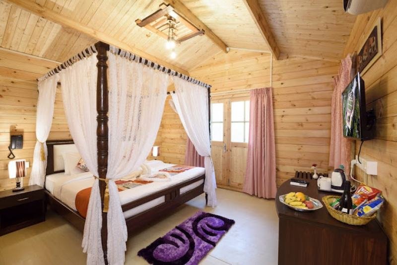 Baga Hideout Resort