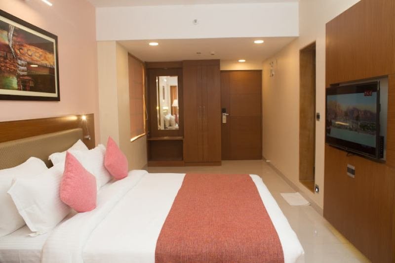 Evoke Lifestyle Candolim