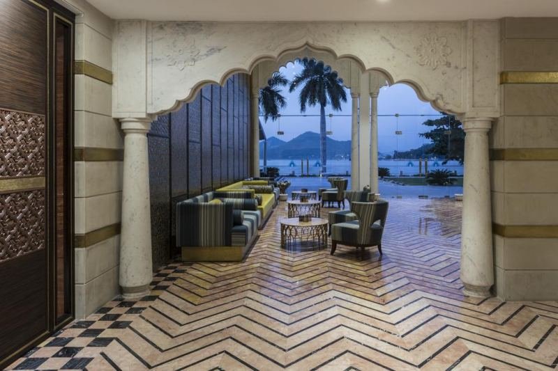 Hotel Lakend