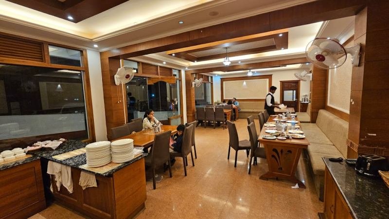 Hotel Seasons Thekkady