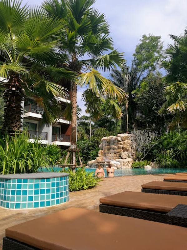 Hula Hula Resort and Spa