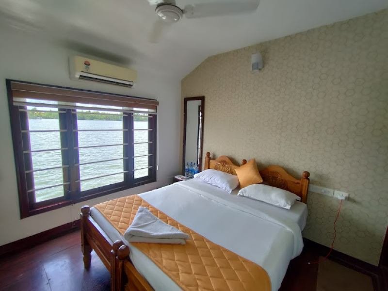 Kalathil Lake Resort