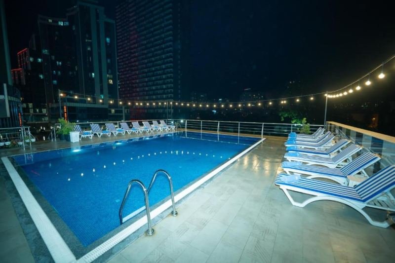 New Wave Hotel